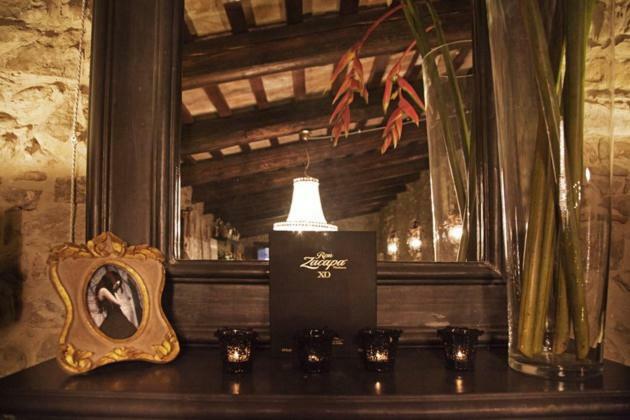 Castello Di Albereto Hotel Trarivi Екстериор снимка